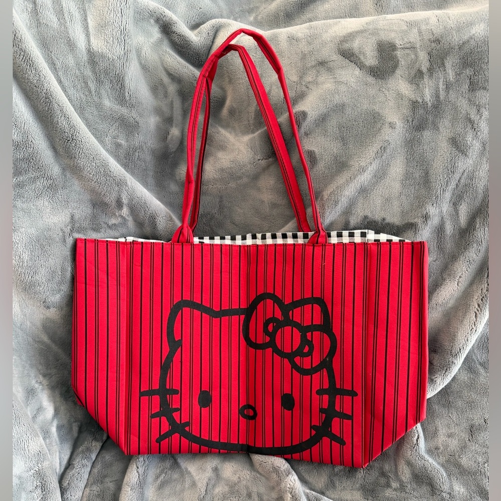 ❤️❤️SANRIO MYSTERY BUNDLE w/ Hello Kitty Red & Black Tote Bag